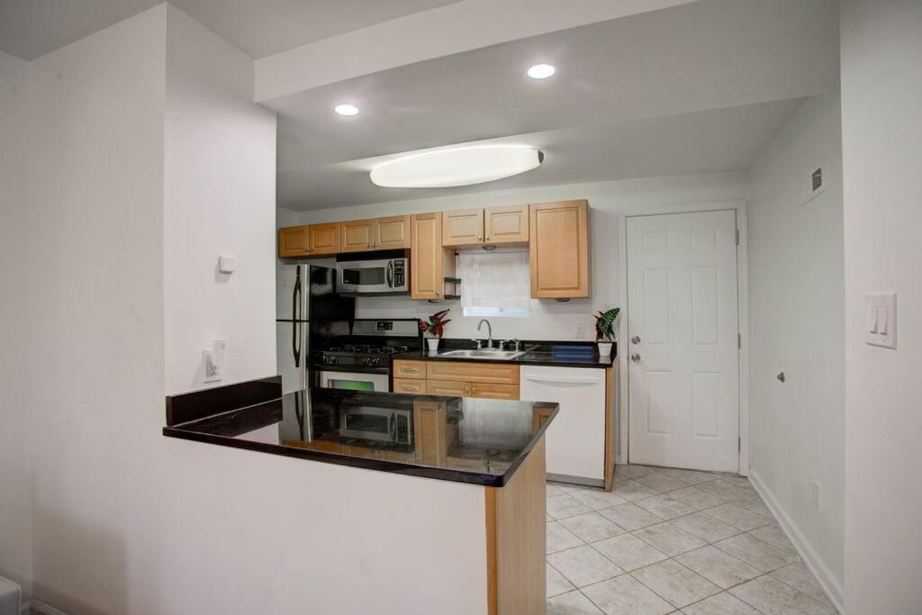 Cozy Lux 3Bd House Heart Of Fishtown Sleeps 8 Lägenhet Philadelphia Exteriör bild