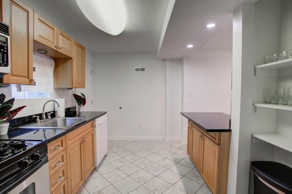 Cozy Lux 3Bd House Heart Of Fishtown Sleeps 8 Lägenhet Philadelphia Exteriör bild