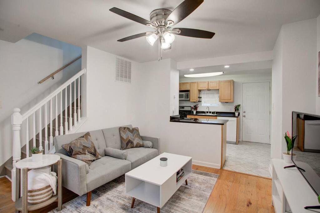 Cozy Lux 3Bd House Heart Of Fishtown Sleeps 8 Lägenhet Philadelphia Exteriör bild